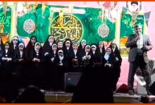 حمله یک جوان به مجری یک برنامه در نجف آباد + فیلم