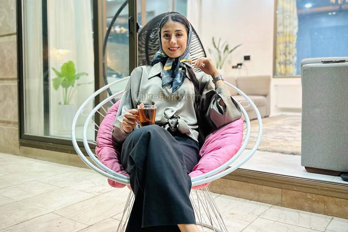 بیوگرافی مرجان سلحشوری