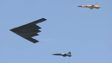 پرواز بمب افکن B-2 و جت های F-35 بر فراز کاخ سفید + ویدیو
